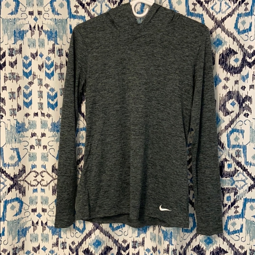 NIKE DRI FIT PULLOVER, PERFECT CONDITION